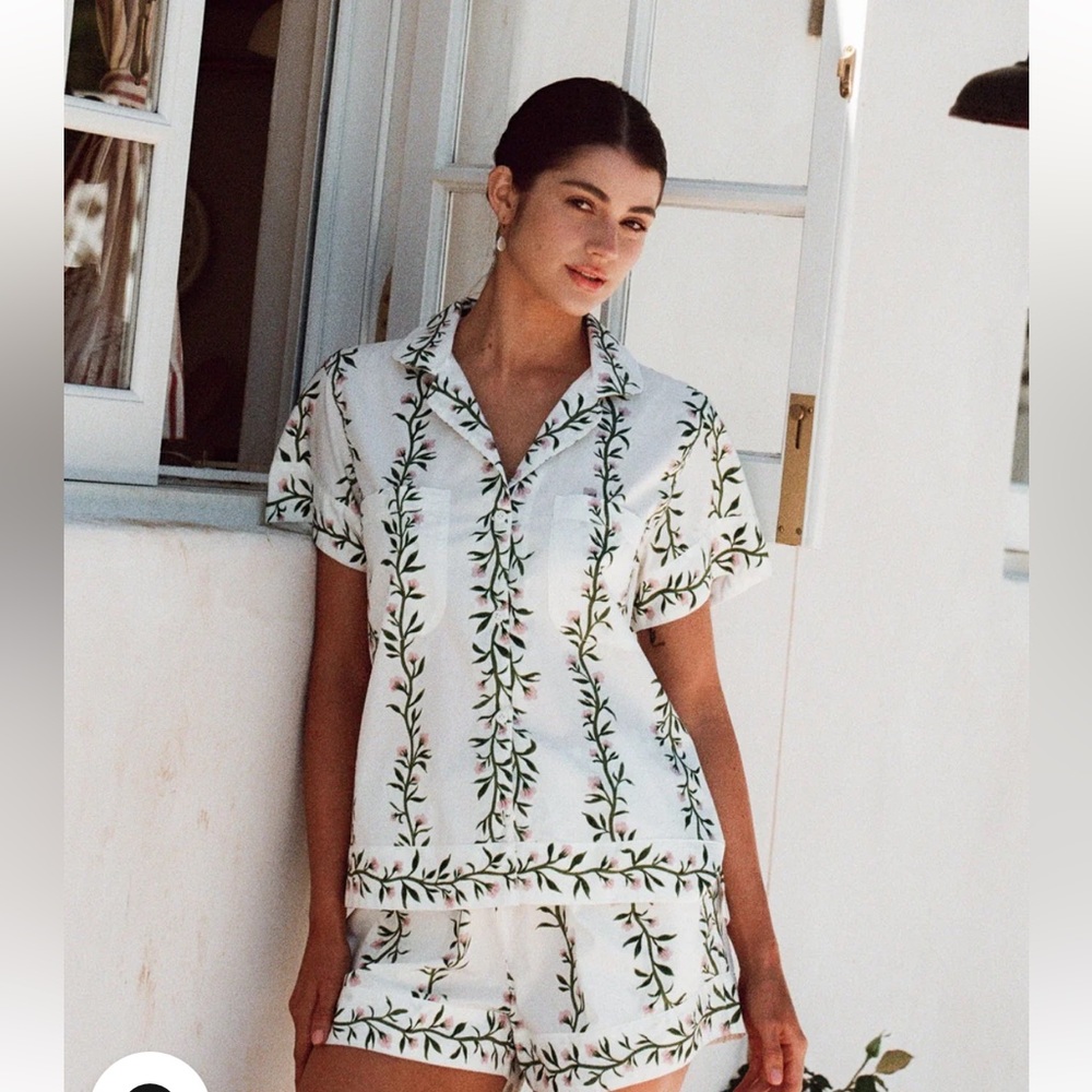 ULLALA Floral Striped Pajama Set